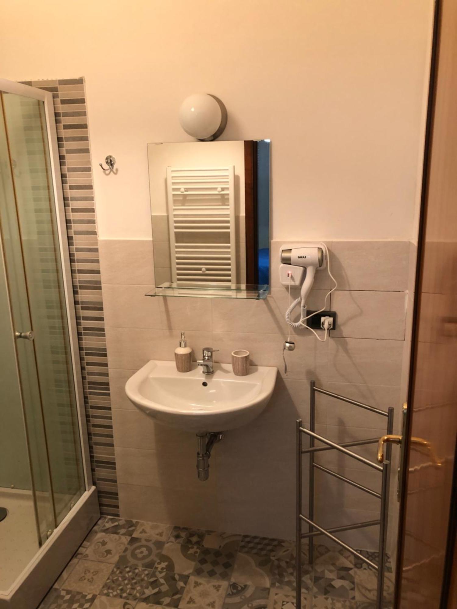 Moon River Guest House بيسكارا المظهر الخارجي الصورة